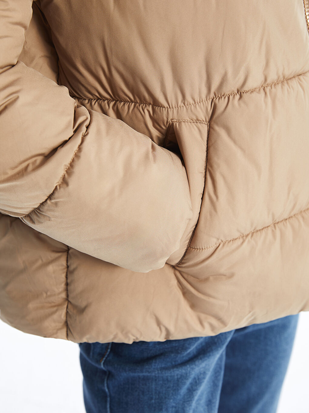 Hooded Women's Puffer Coat-2