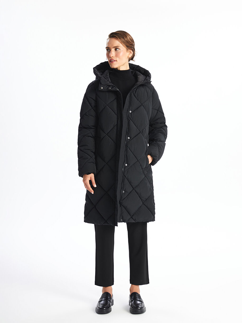 معطف منتفخ بقبّ نساء-1