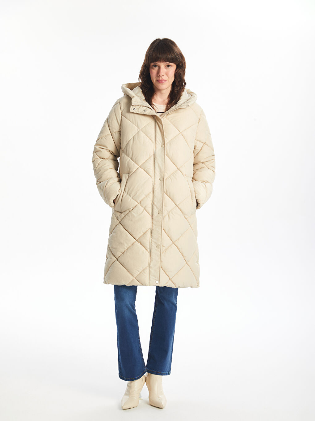 LCWAIKIKI Classic Ženska Puffer Jakna sa Kapuljačom -W40770Z8-FDJ