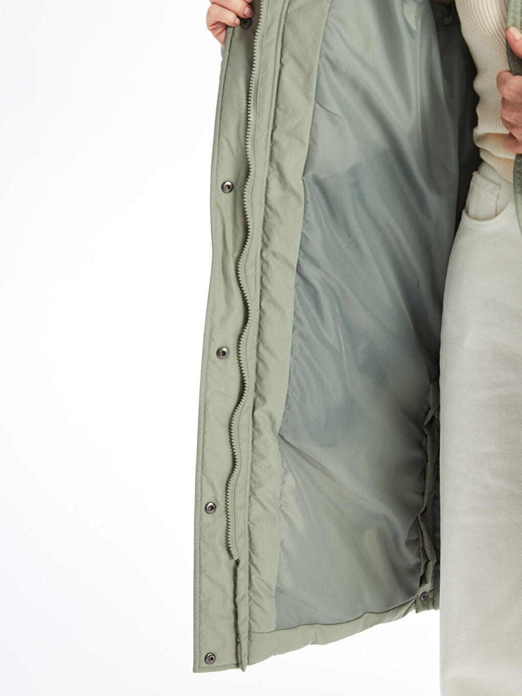 Hooded Women's Puffer Coat-3