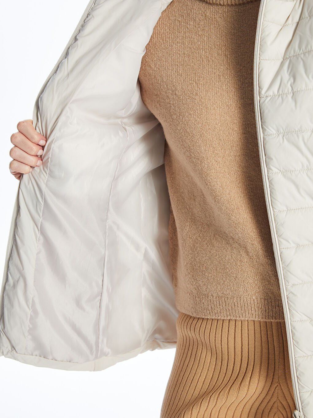 Women's Hooded Plain Puffer Coat-4