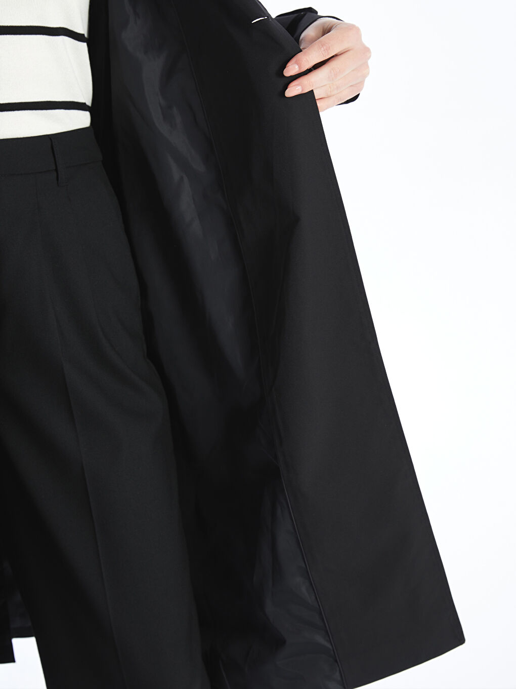 Siyah Ceket Yaka Kadın Trençkot-9