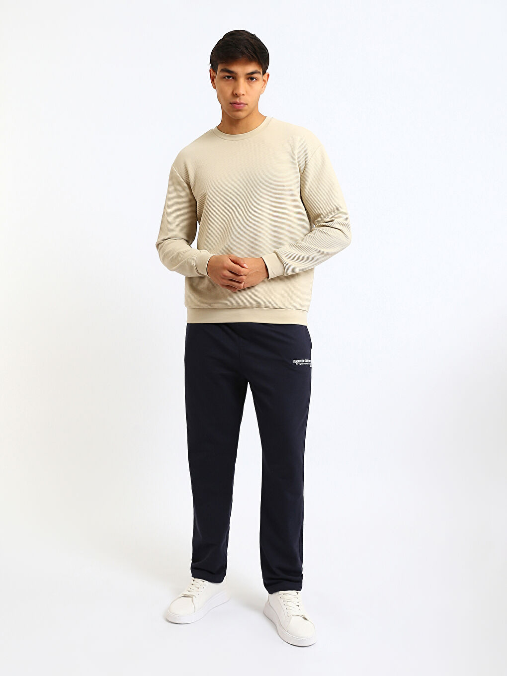 سويت شيرت ياقة دائرية للرجال-1