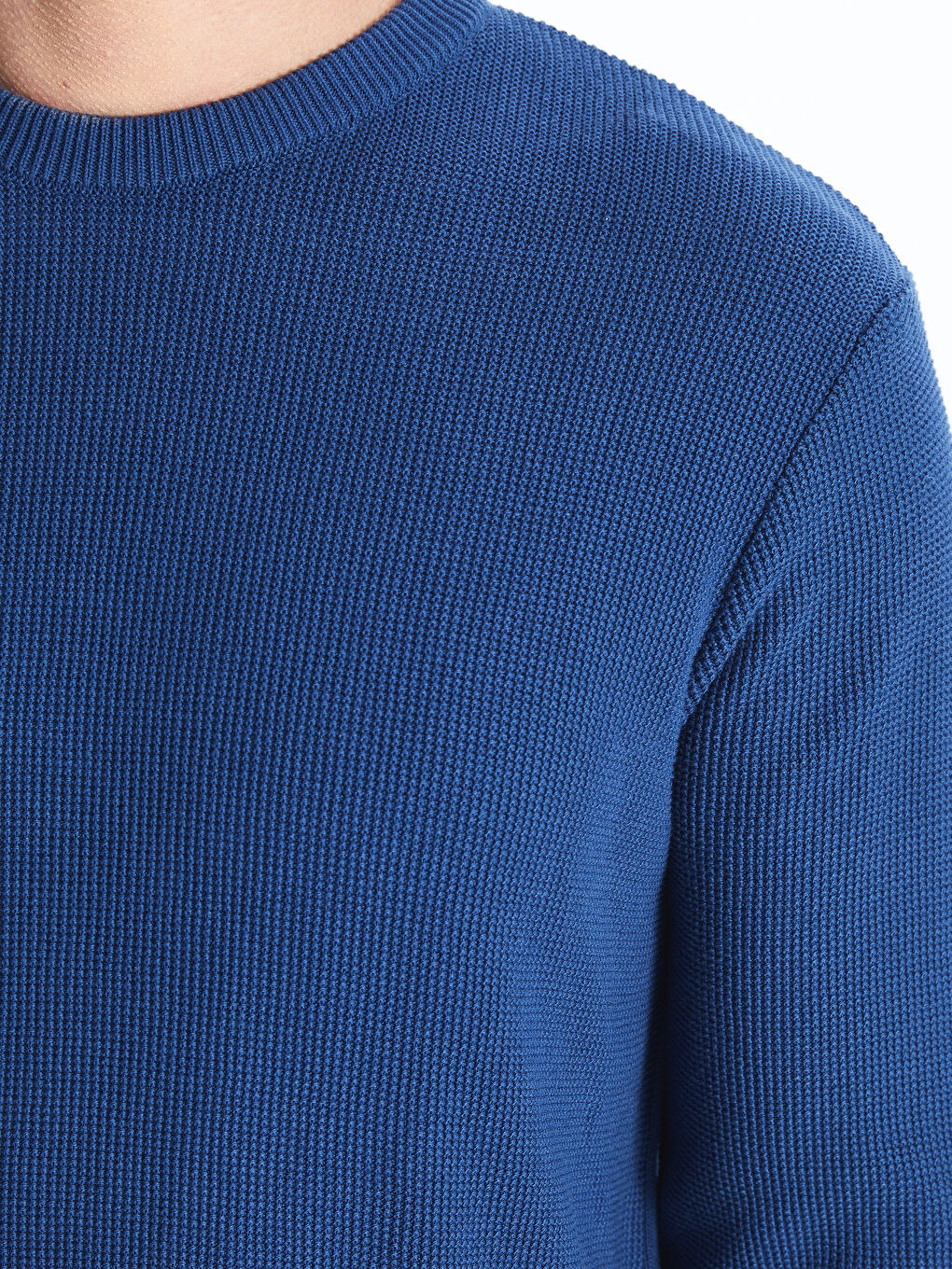 Crew Neck Men's Sweater-2