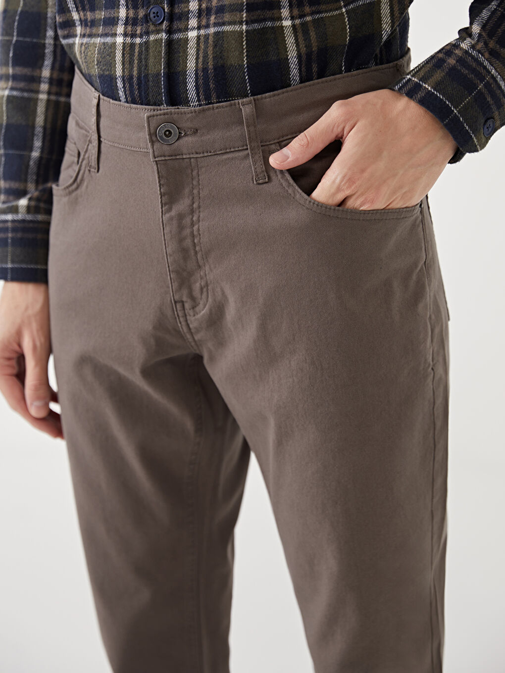 بنطلون تشينو بقصة نحيفة للرجال-2