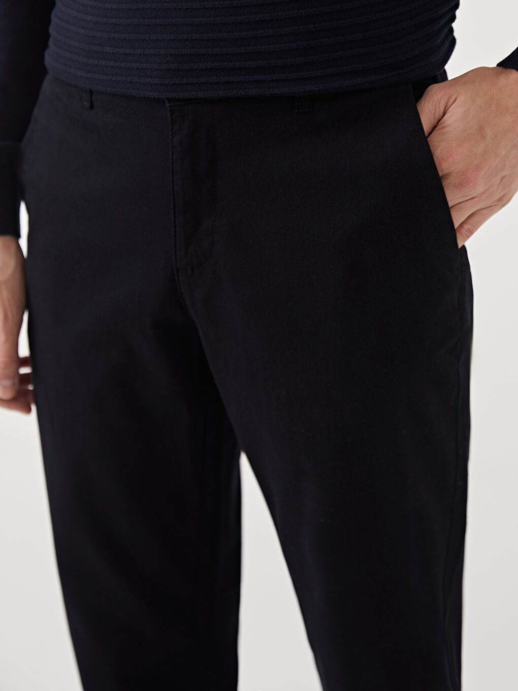 Pantalon Chino Standard pour Hommes-2