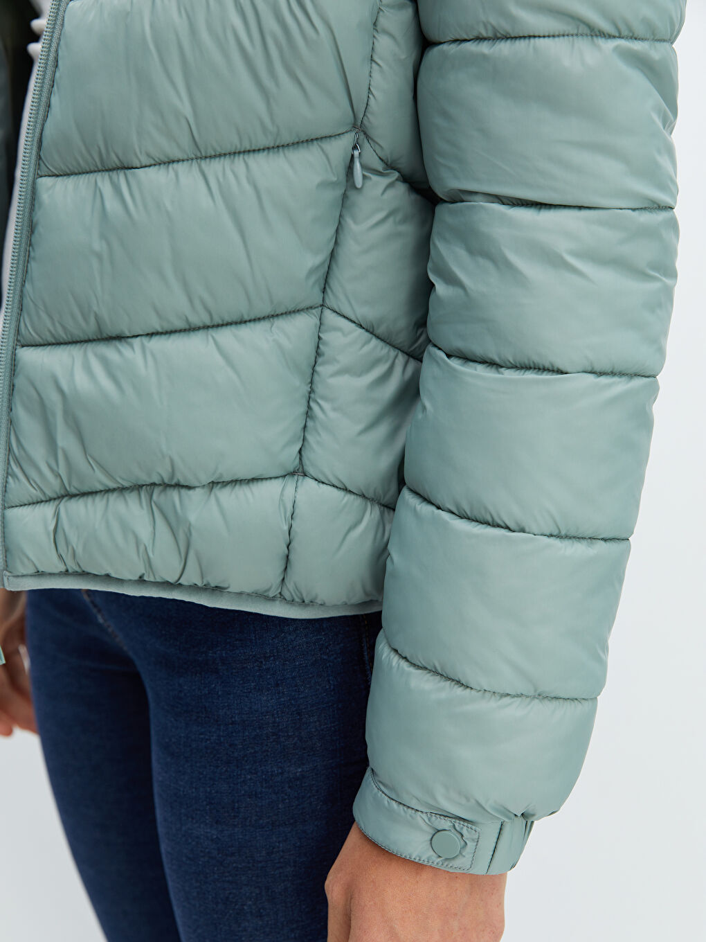 Manteau Bouffant Uni à Capuche pour Femmes-2