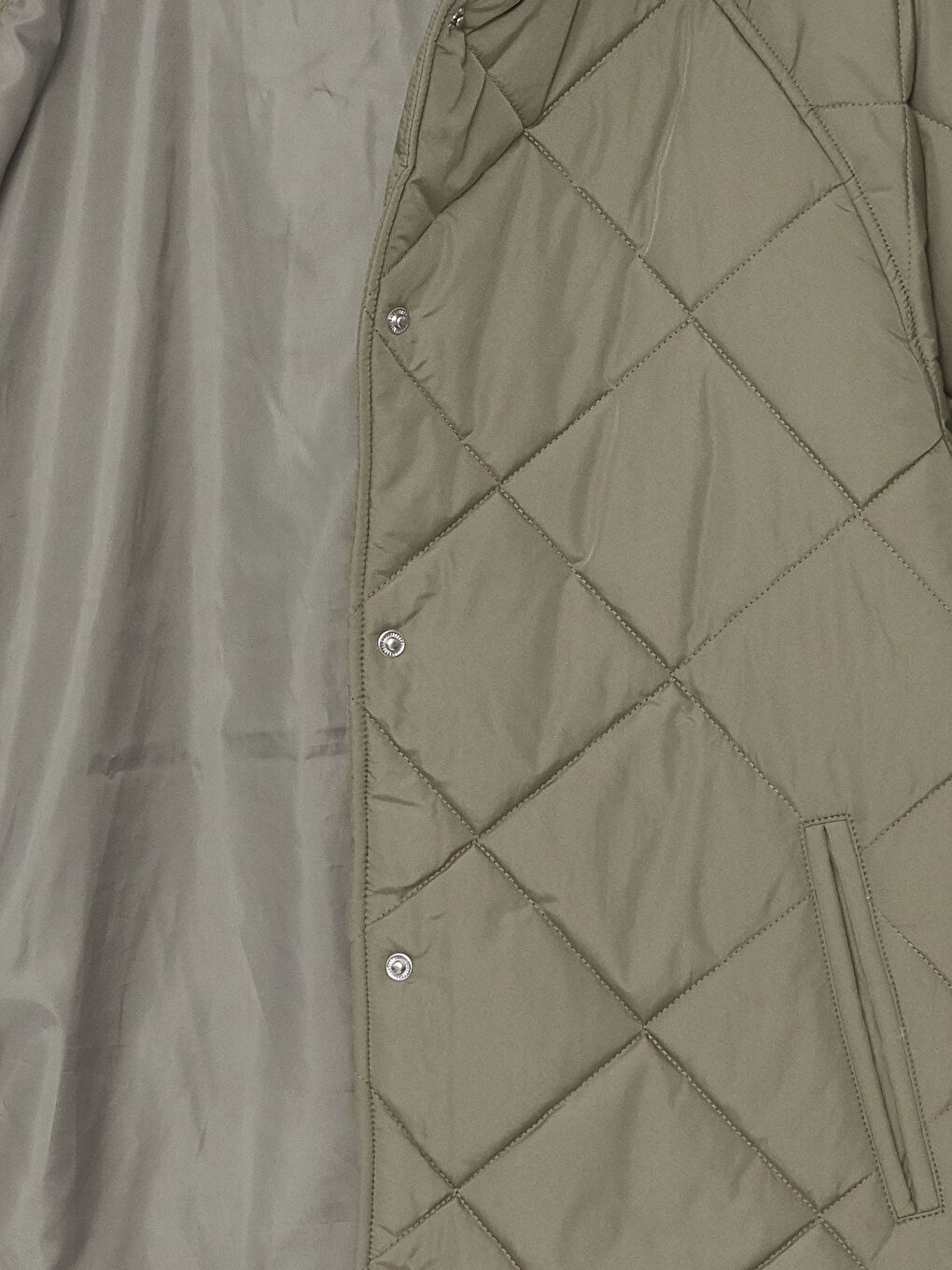 LCW Vision Manteau Bouffant Matelassé à Capuche pour Femmes -W41120Z8-Y6X