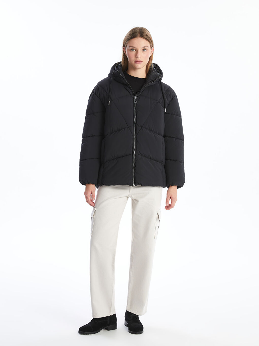 Однотонный оверсайз женский пуховик с капюшоном-1