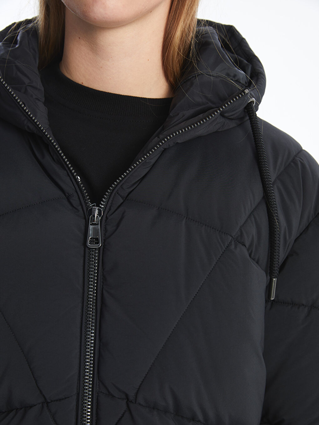 Однотонный оверсайз женский пуховик с капюшоном-2