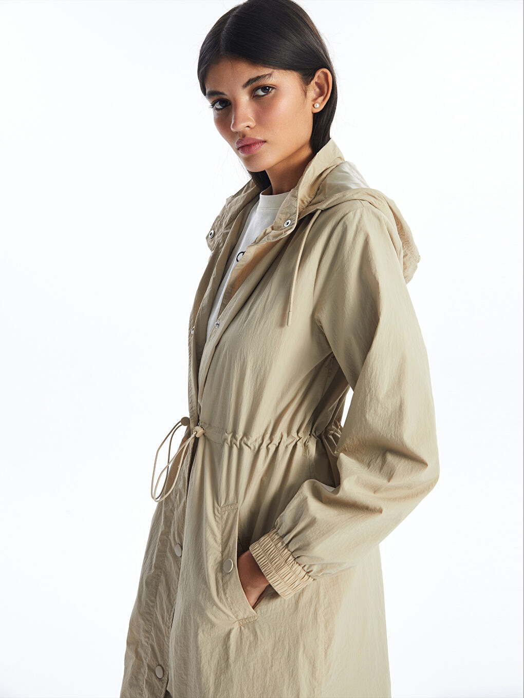 Bej Kadın Kapüşonlu Düz Yağmurluk-7