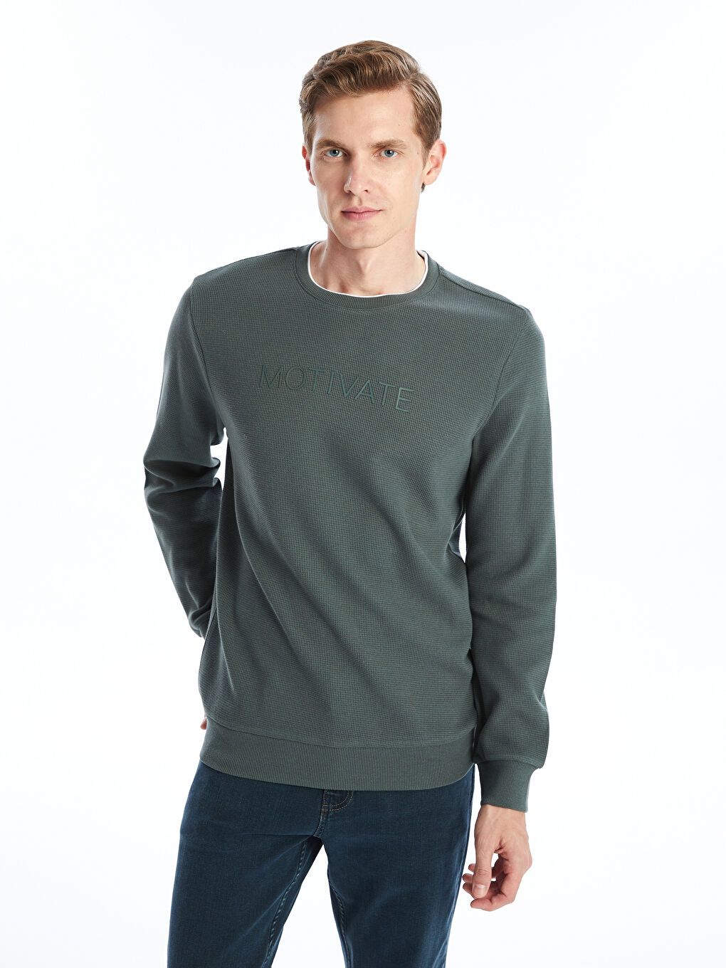 LCWAIKIKI Classic Koyu Yeşil Bisiklet Yaka Uzun Kollu Baskılı Erkek Sweatshirt