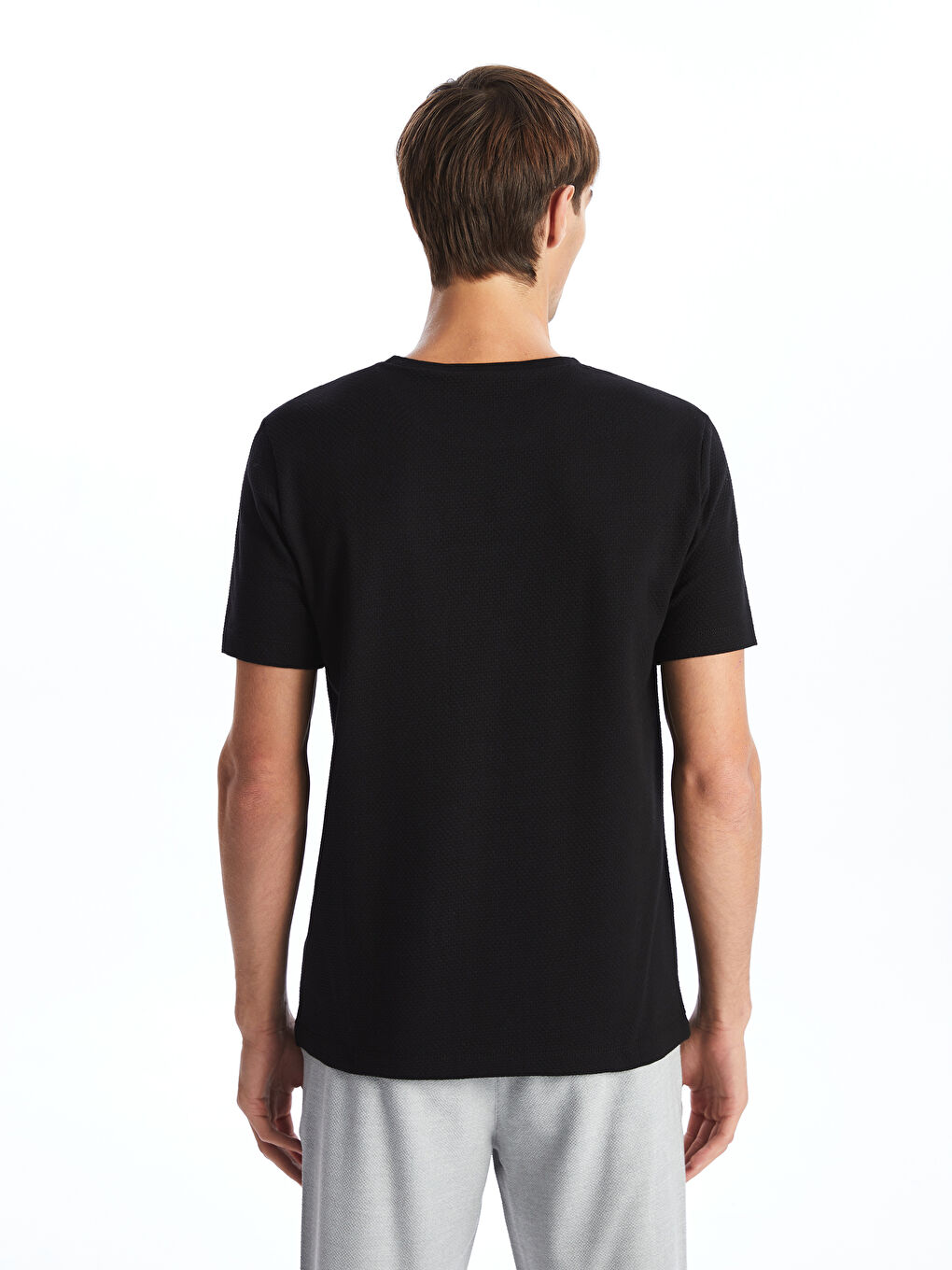 تيشيرت رجالي بياقة دائرية قماش جيرسي-3