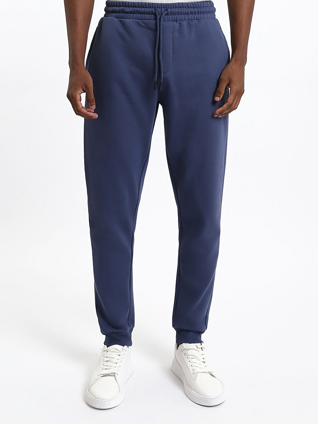 Standard Fit Men's Jogger Sweatpants-1