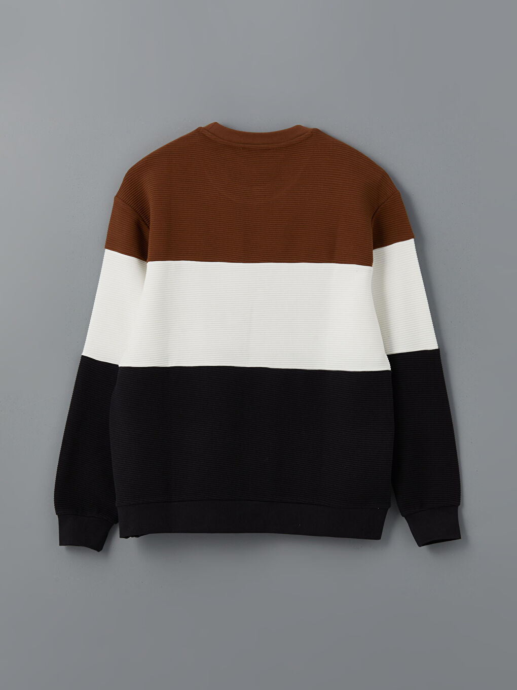 كنزة رياضية برقبة دائرية وكم طويل وكتلة ألوان للرجال-5