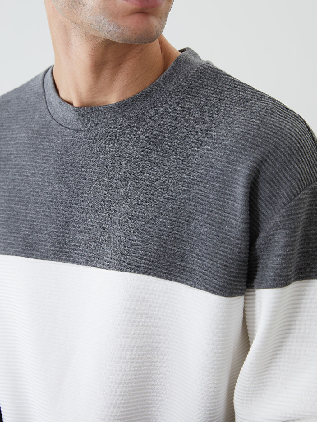 Crew Neck Long Sleeve Color Block Men's Sweatshirt-2
