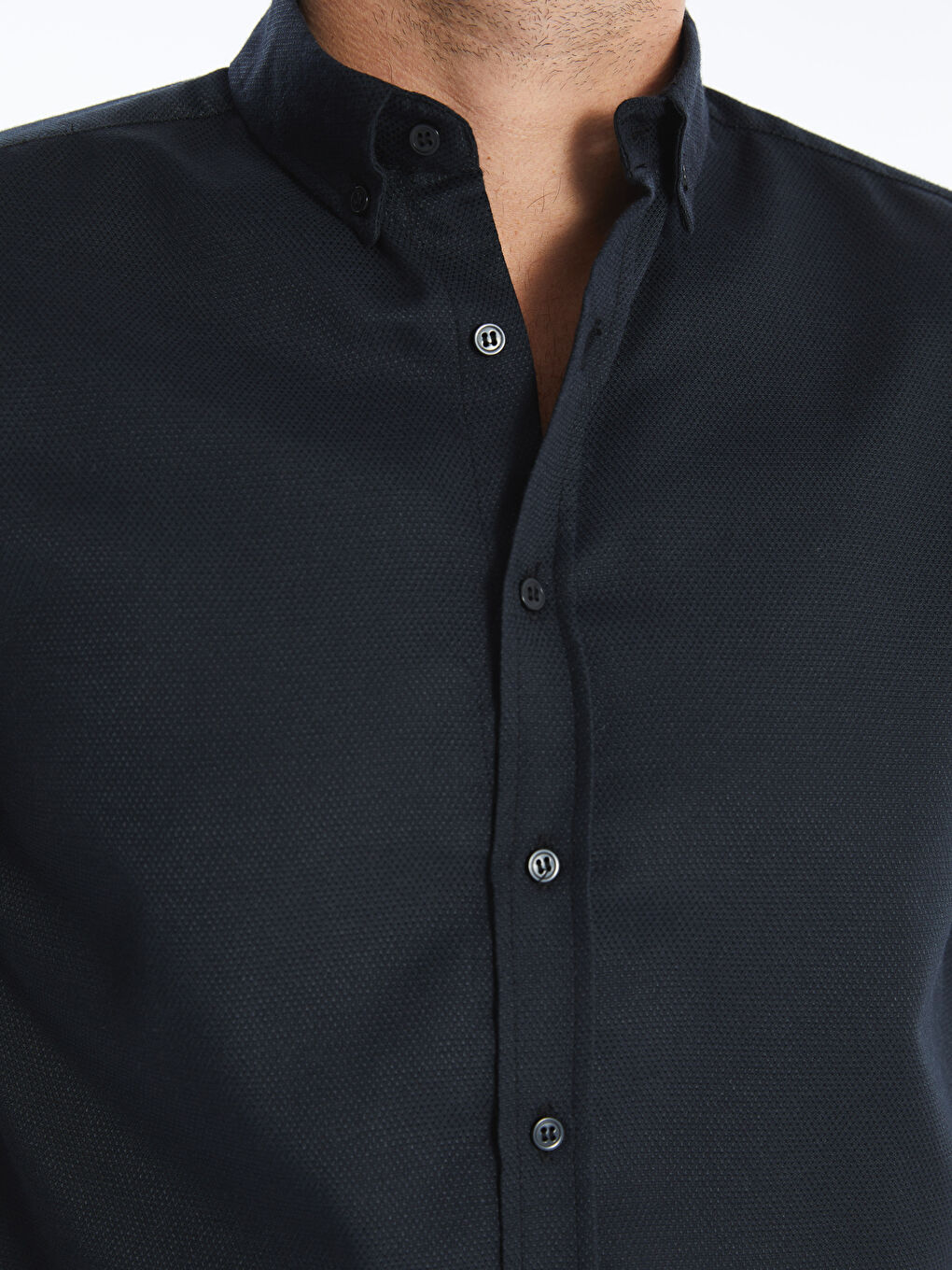 قميص للرجال بأكمام طويلة بقماش دوبي بقصة نحيفة-2