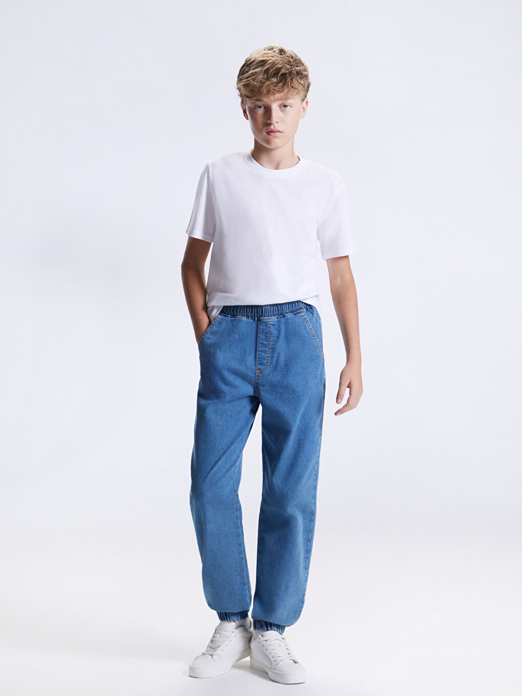 Elastic Waist Boys' Jogger Jeans