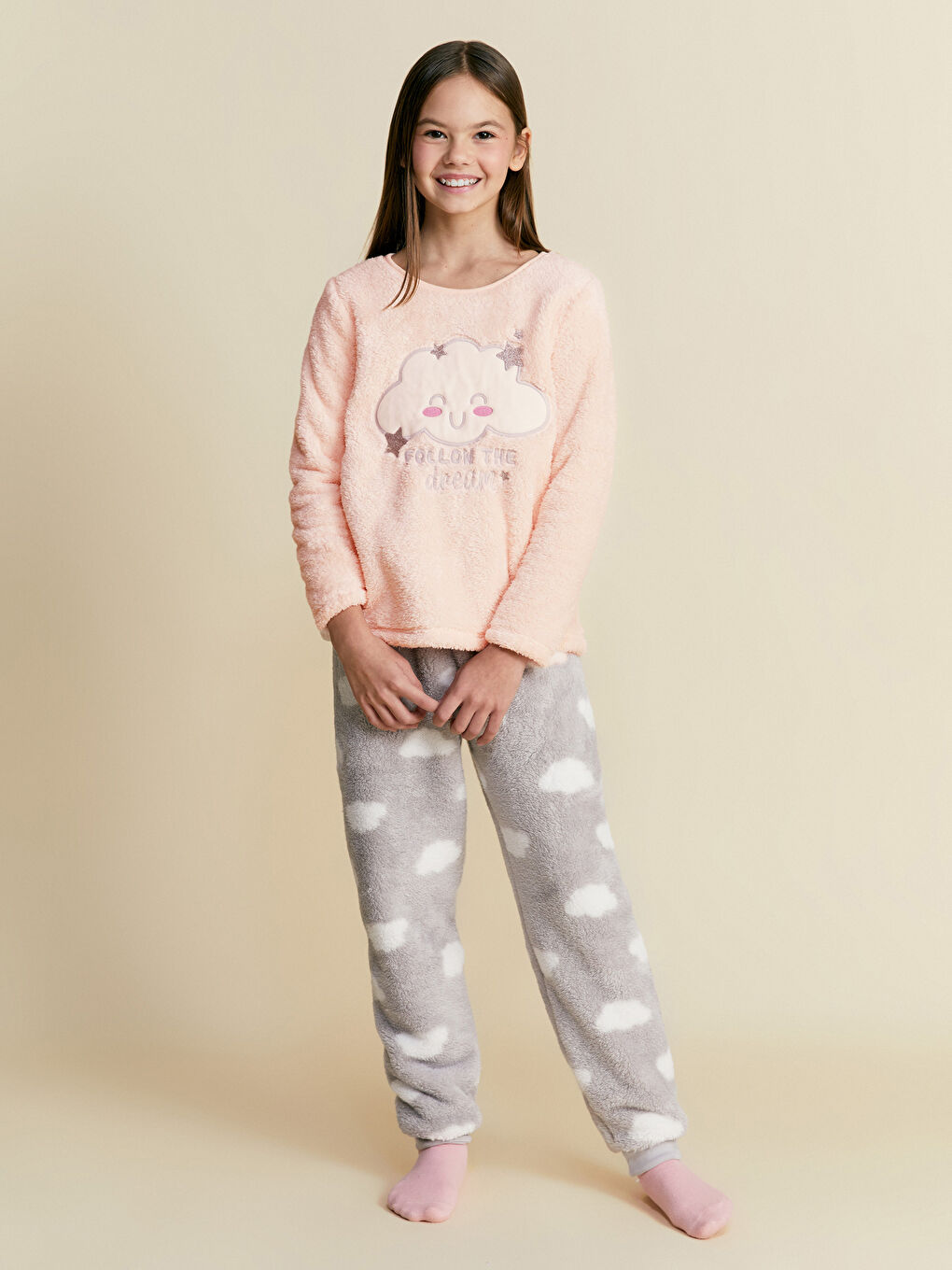 Crew Neck Plush Girls' Pyjama Set-1
