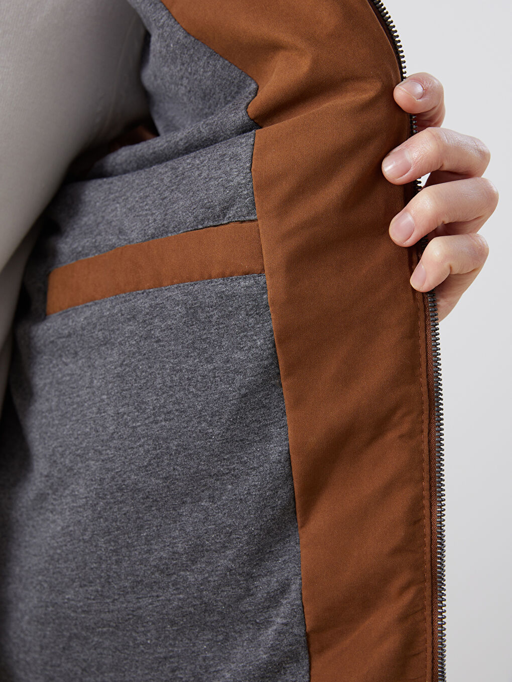 Bej Standart Kalıp Dik Yaka Erkek Şişme Mont-6