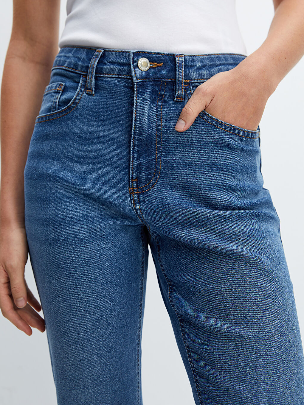 LCW Jeans Straight Fit Kadın Jean Pantolon -W42217Z8-507