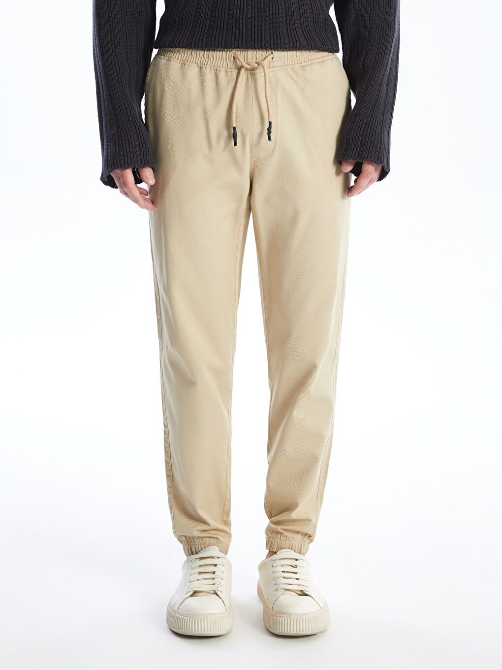 LCW Casual Bej Standart Kalıp Gabardin Erkek Jogger Pantolon - 3