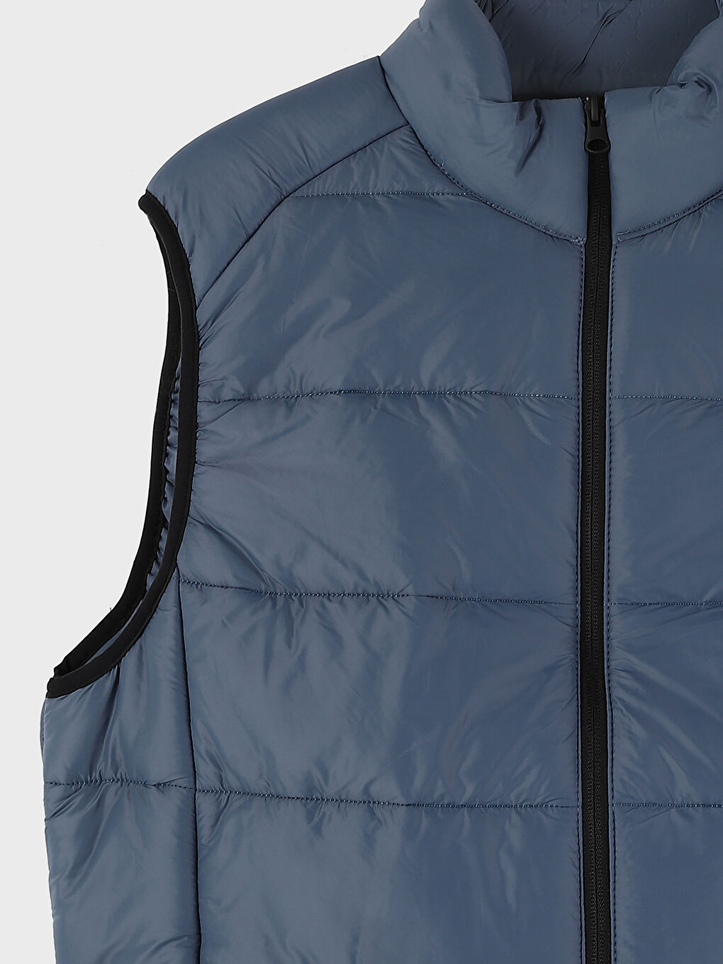 Slim Fit Funnel Neck Men's Puffer Gilet-2