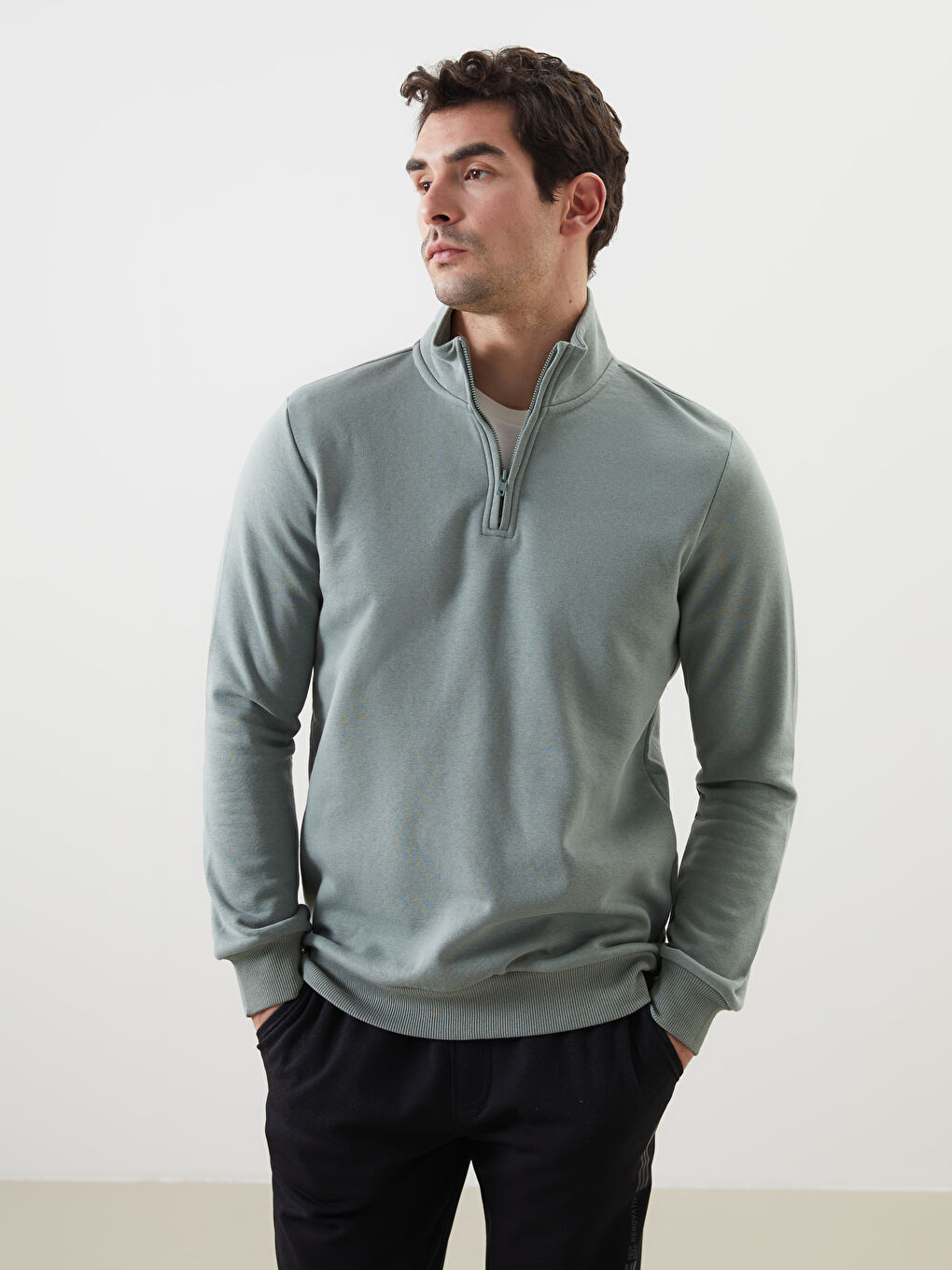 Haki Dik Yaka Uzun Kollu Erkek Kalın Sweatshirt