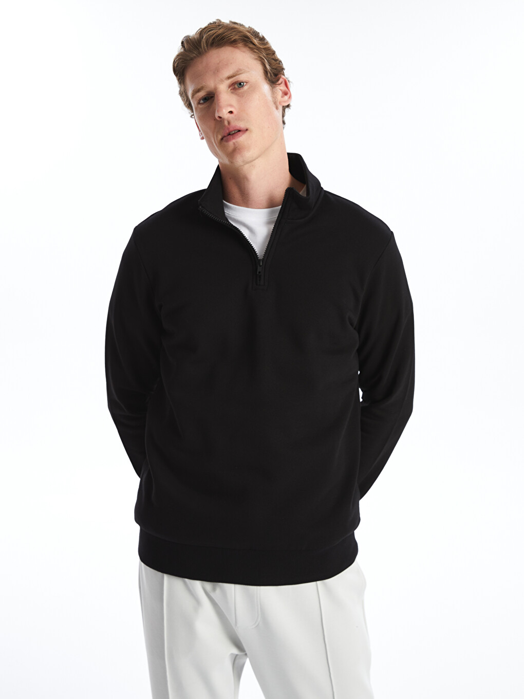 Siyah Dik Yaka Uzun Kollu Erkek Kalın Sweatshirt