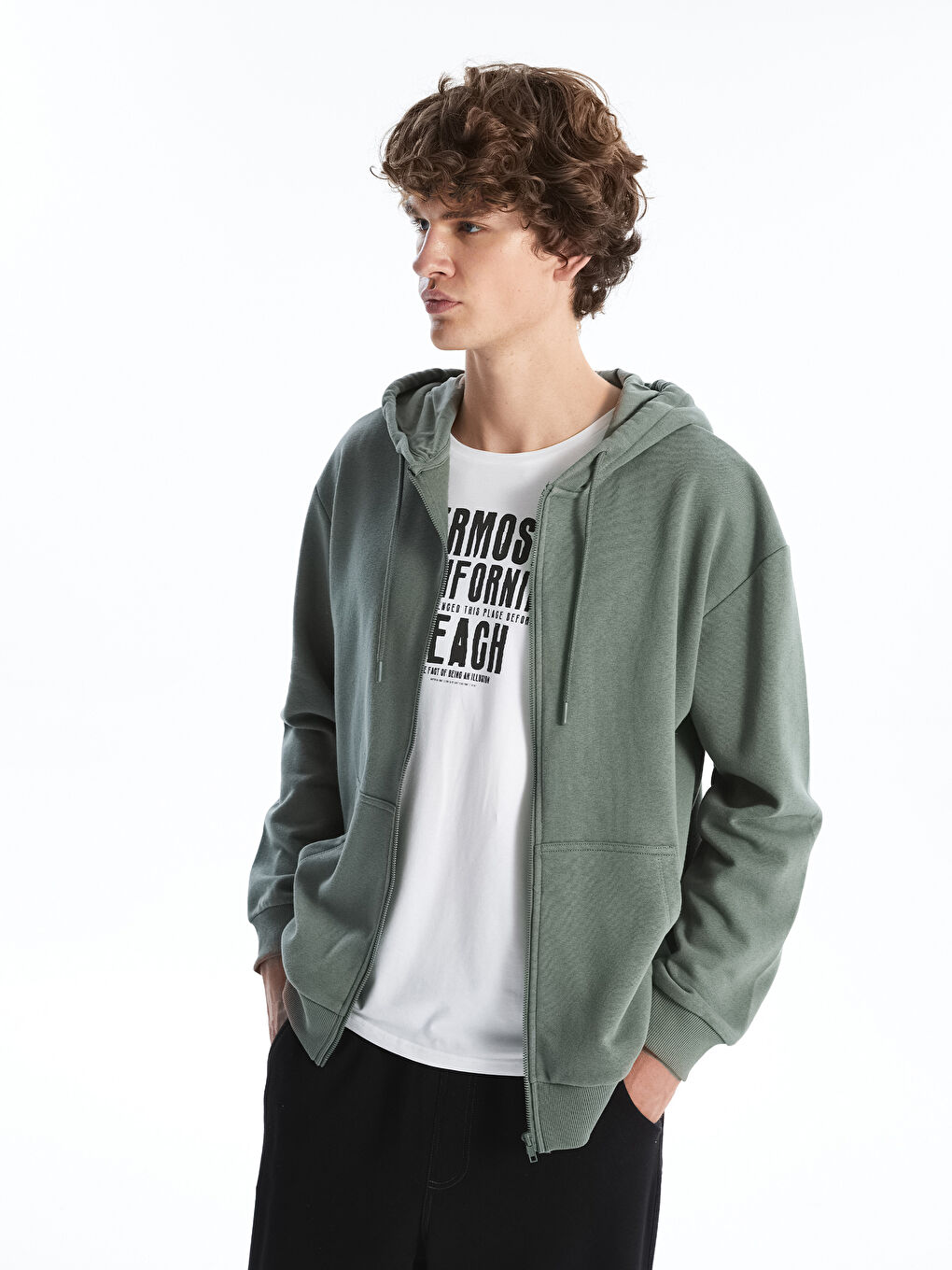 LCW Casual Mat Yeşil Kapüşonlu Uzun Kollu Erkek Fermuarlı Sweatshirt