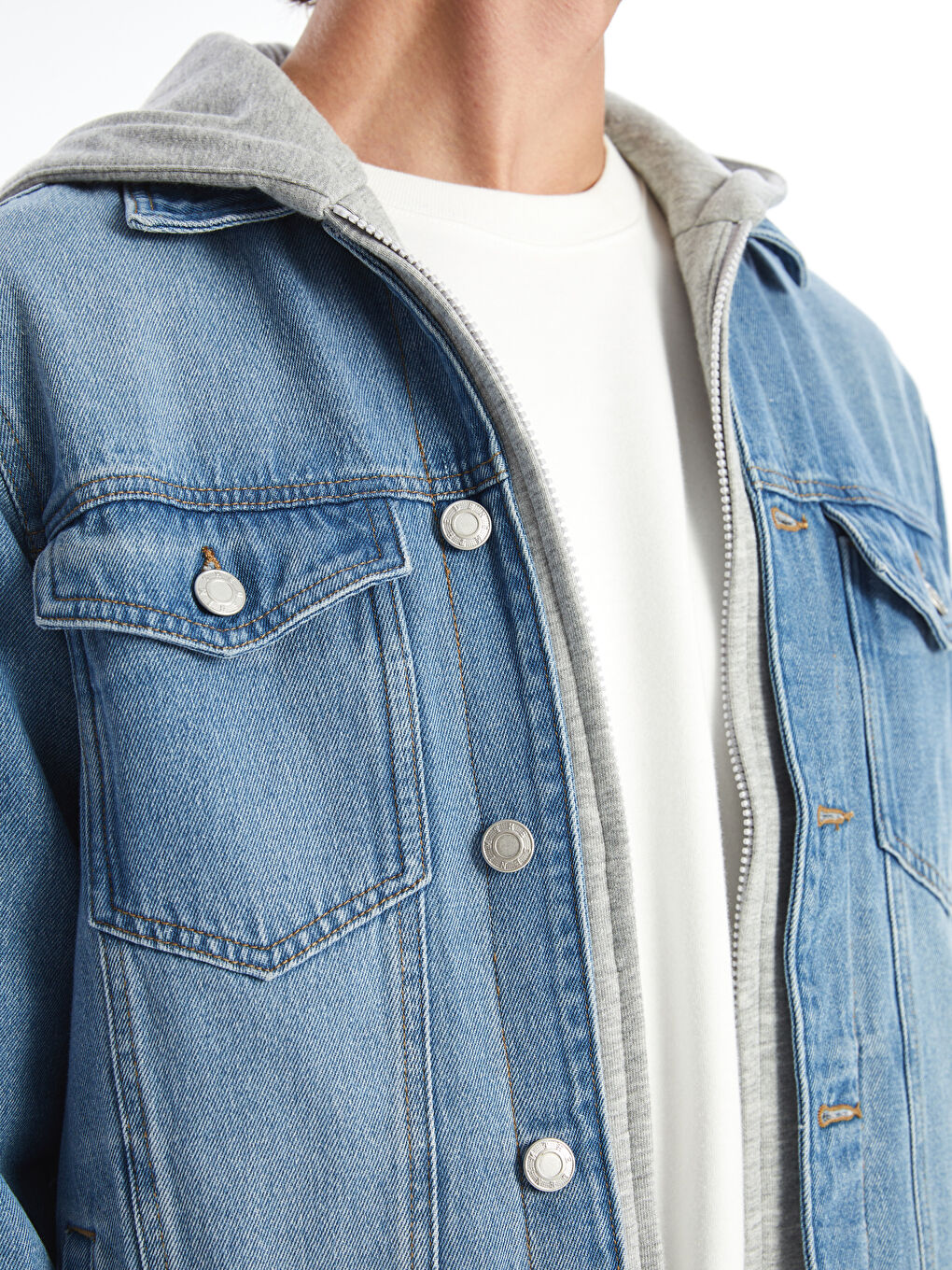 LCW Jeans Jakna od teksasa standardnog kroja za muškarce -W42789Z8-311