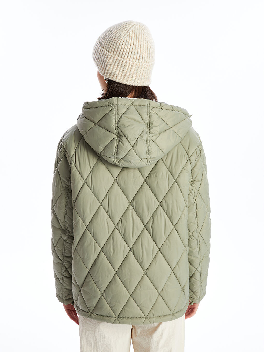 Haki Kapüşonlu Kapitone Oversize Kadın Şişme Mont-5