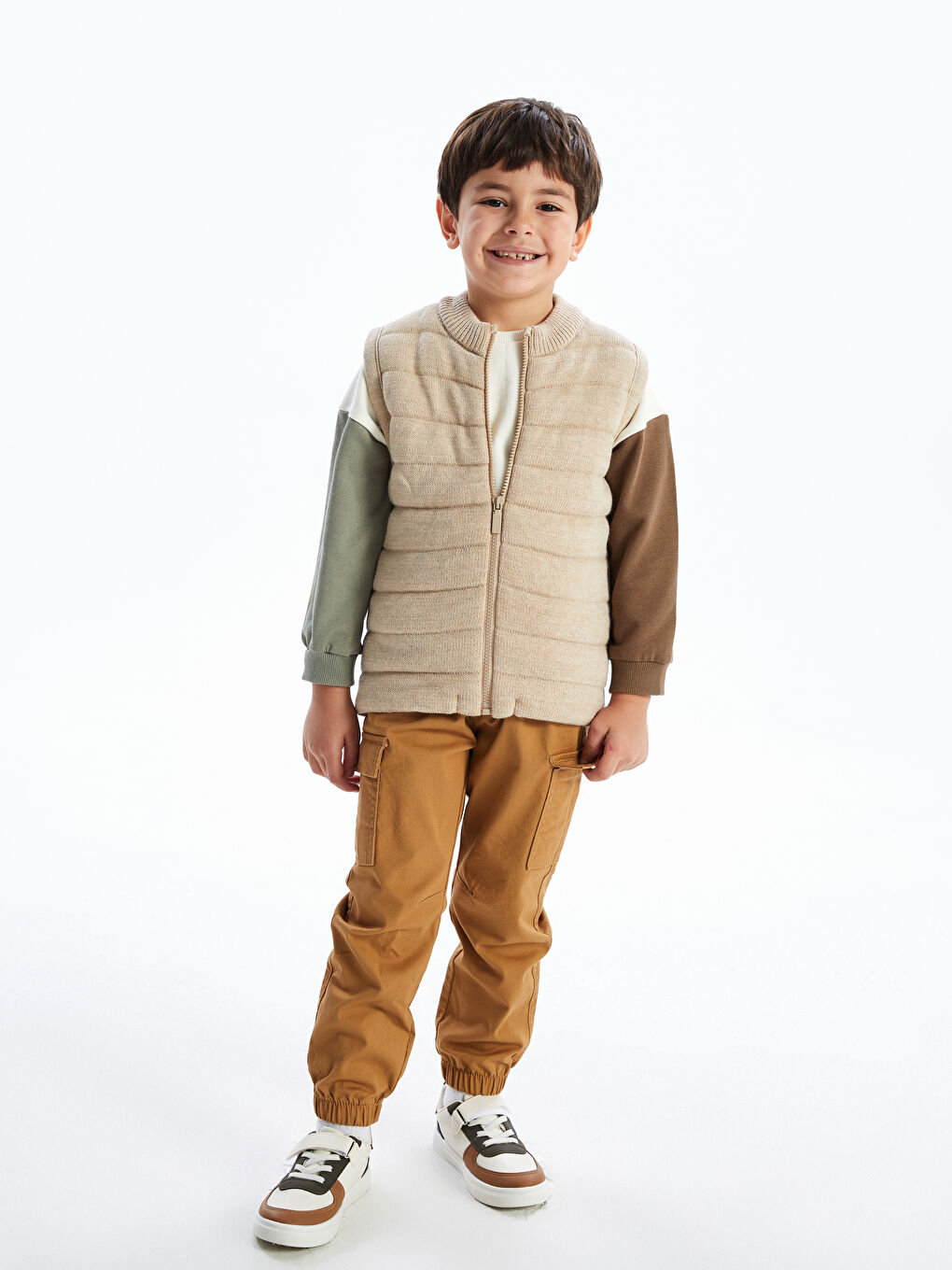 LCW Kids Crew Neck Boys' Zipped Waistcoat -W43051Z1-L8Q