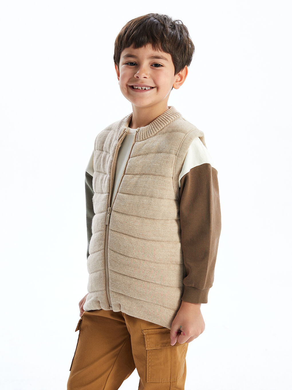 LCW Kids Crew Neck Boys' Zipped Waistcoat -W43051Z1-L8Q