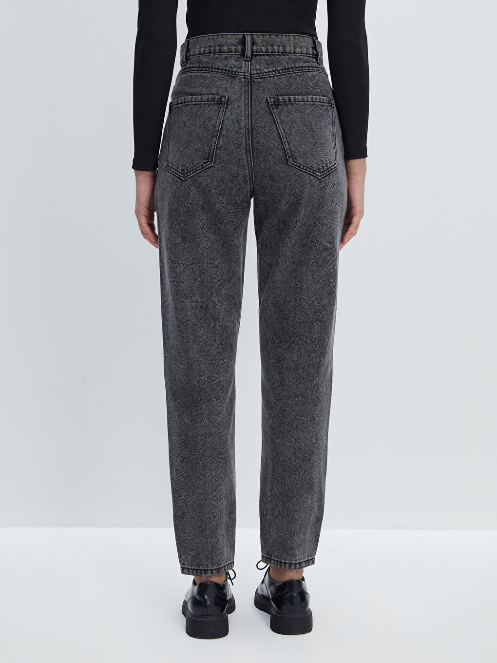 Mom Fit Women's Jeans-3