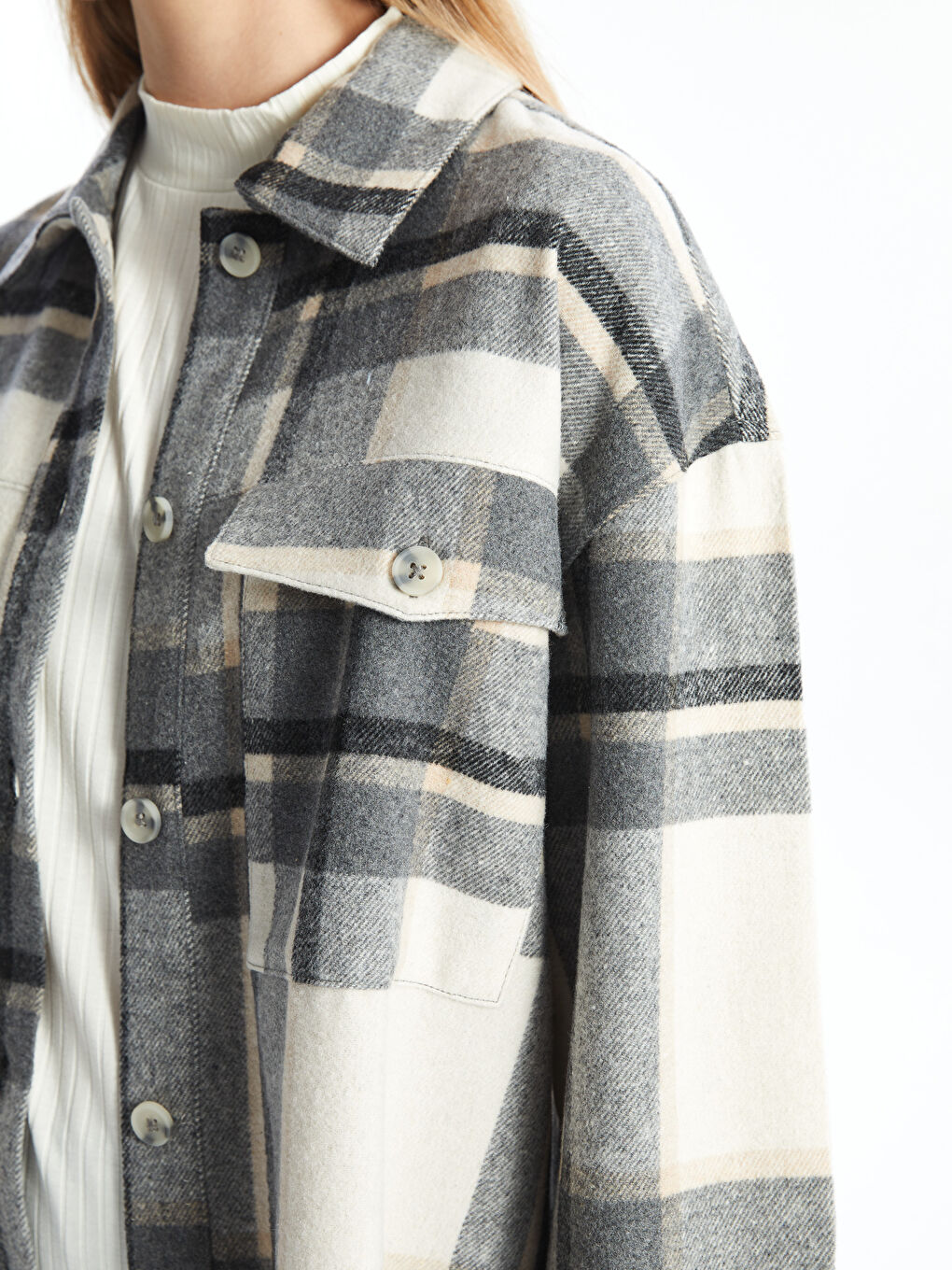 Plaid Oversize Women's Flannel Shirt Jacket-2