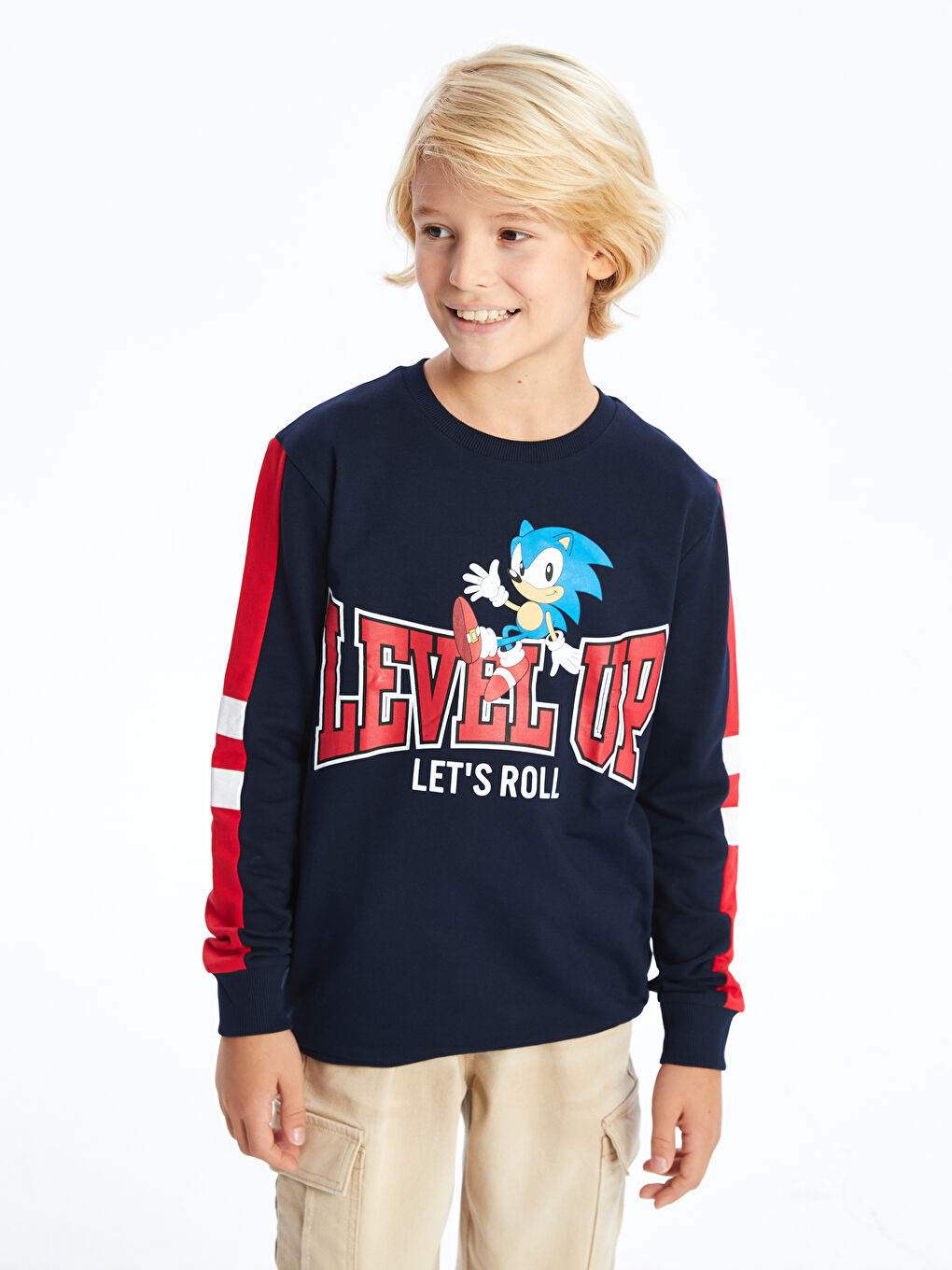 LCW Kids Yeni Lacivert Bisiklet Yaka Sonic Baskılı Erkek Çocuk Sweatshirt