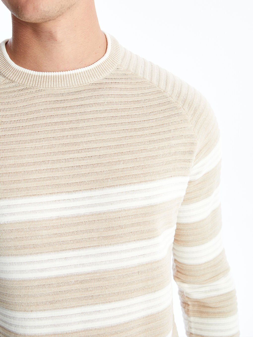Crew Neck Long Sleeve Striped Men's Knitwear Sweater-3