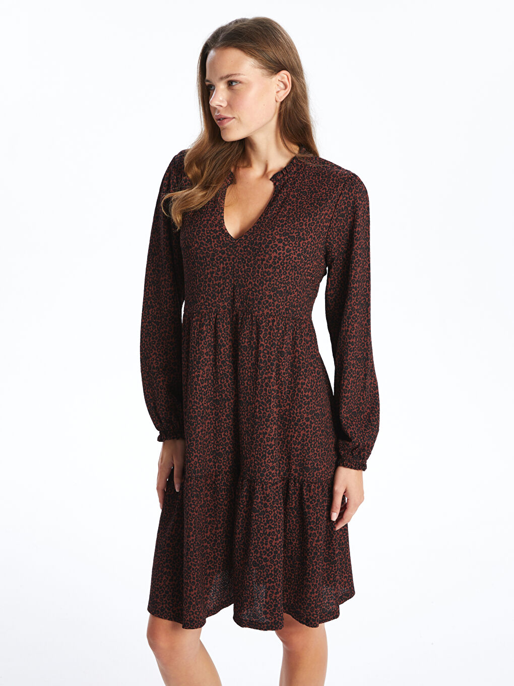 LCWAIKIKI Maternity Notch Neck Patterned Maternity Dress -W43779Z8-LQY