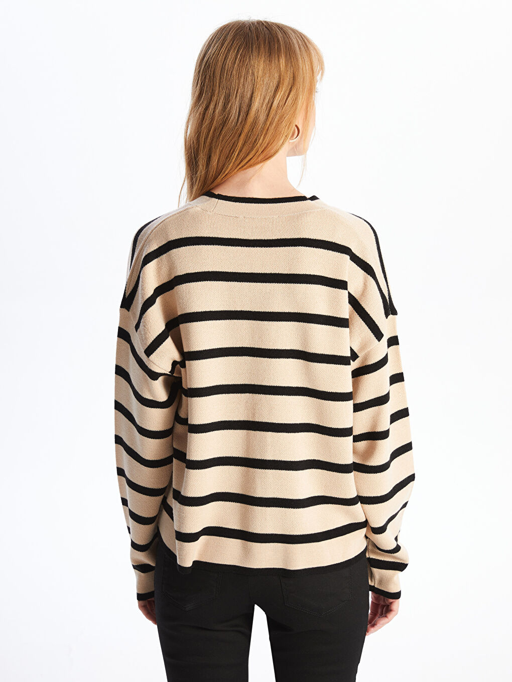 LCWAIKIKI Maternity Cardigan Umstandsmode Strickware mit V-Ausschnitt, Gestreift, Langarm und Oversize-Passform -W43959Z8-LEG