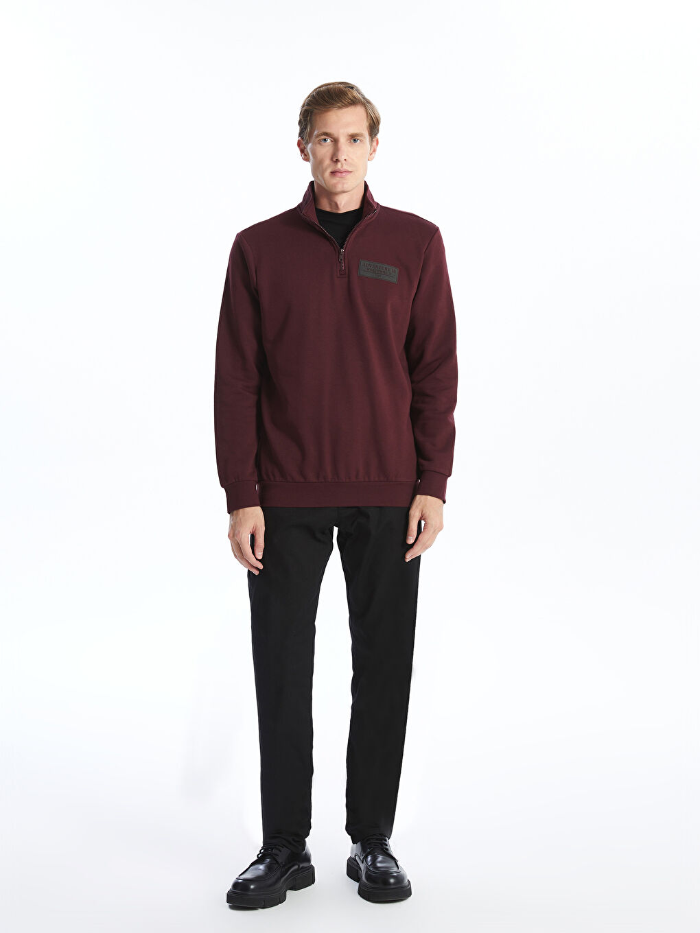 LCWAIKIKI Classic Bordo Dik Yaka Uzun Kollu Baskılı Erkek Sweatshirt - 1