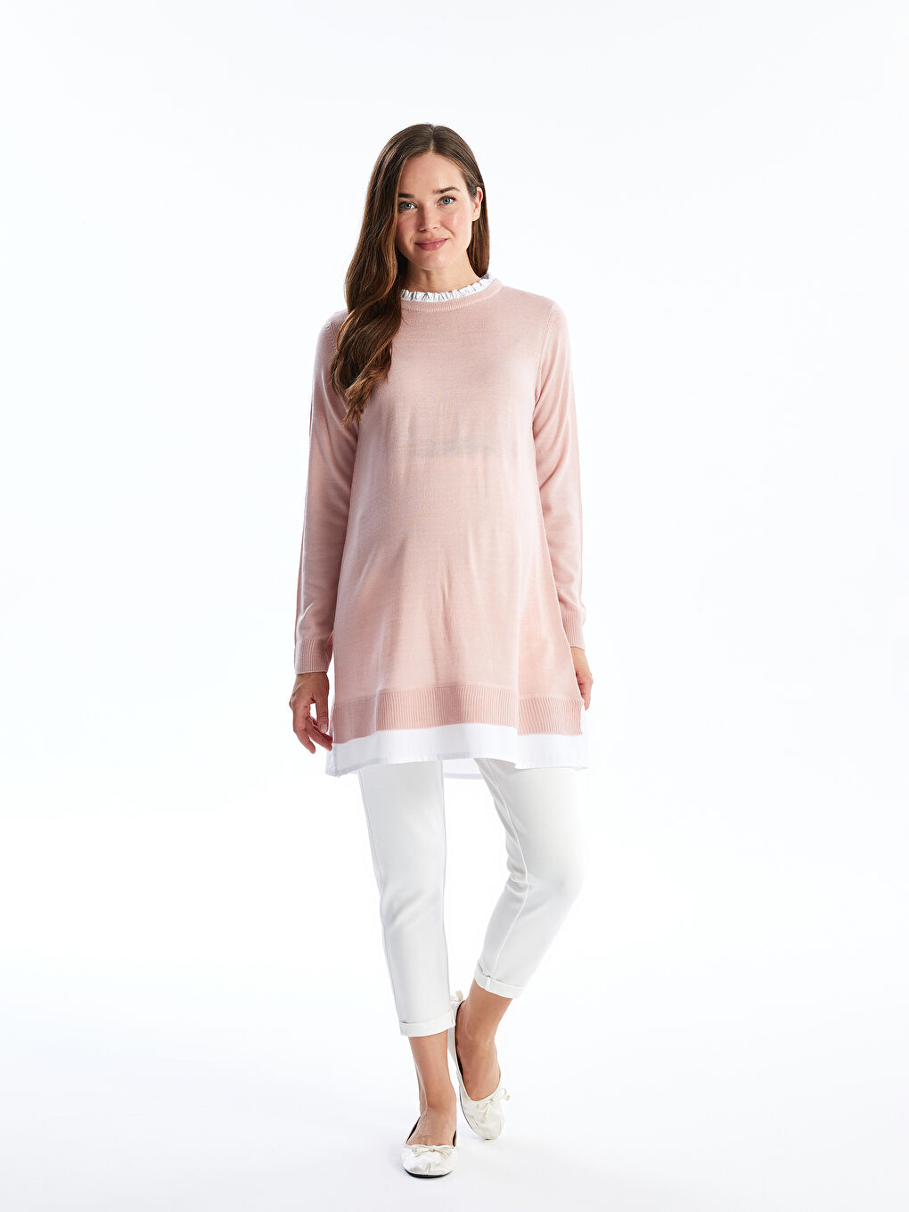 Туника из трикотажа для беременных с оборками и воротником-труба-1