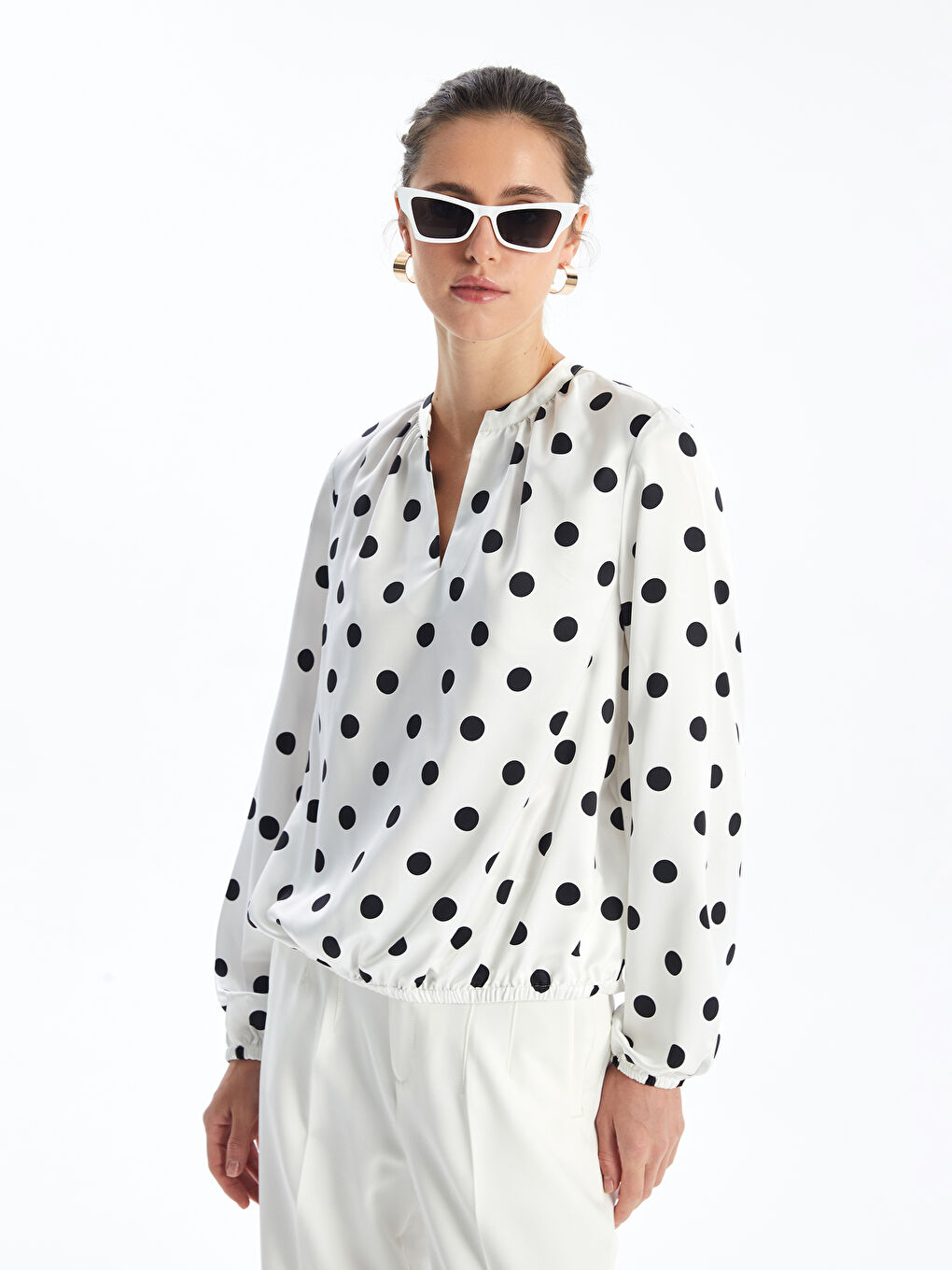 LC Waikiki Notch Neck Polka Dot Women's Blouse -W44858Z8-LRA
