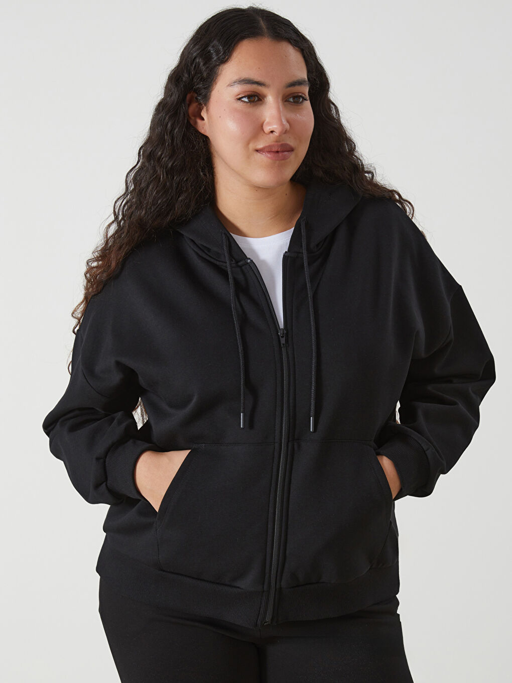 LCW Vision Siyah Kapüşonlu Oversize Kadın Kalın Fermuarlı Sweatshirt - 1