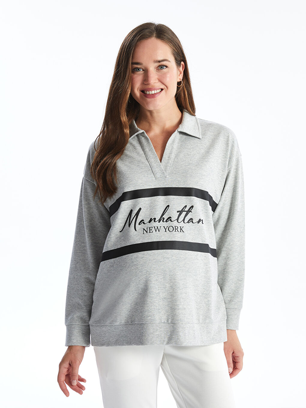 LCWAIKIKI Maternity Rollkragen Besticktes Oversize Umstands-Sweatshirt -W45372Z8-EFN