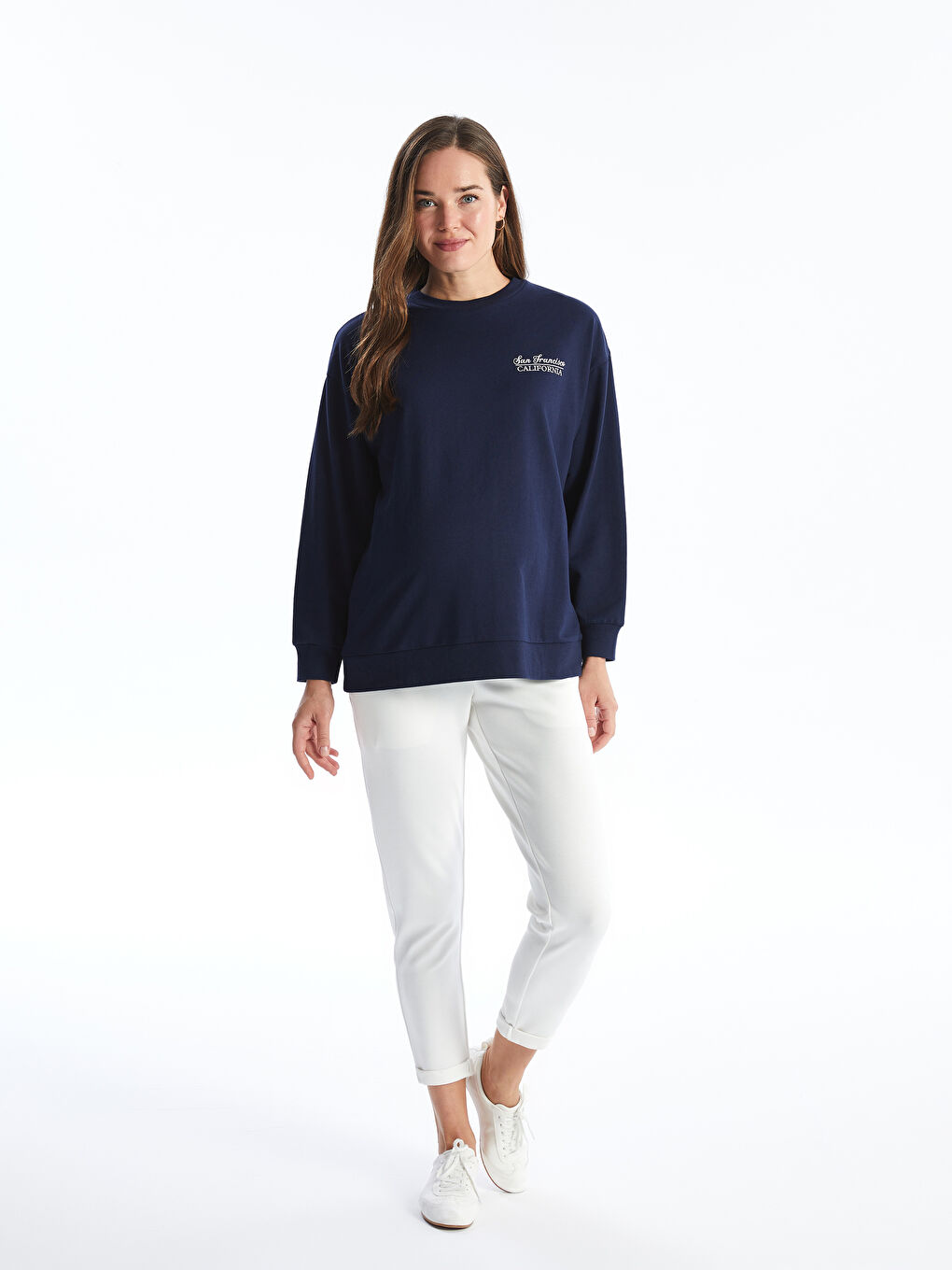 LCWAIKIKI Maternity Crew Neck Embroidered Oversize Maternity Sweatshirt -W45399Z8-YDM