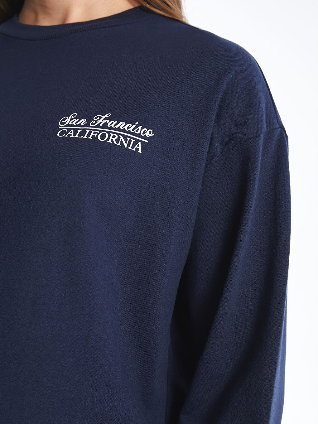 LCWAIKIKI Maternity Crew Neck Embroidered Oversize Maternity Sweatshirt -W45399Z8-YDM
