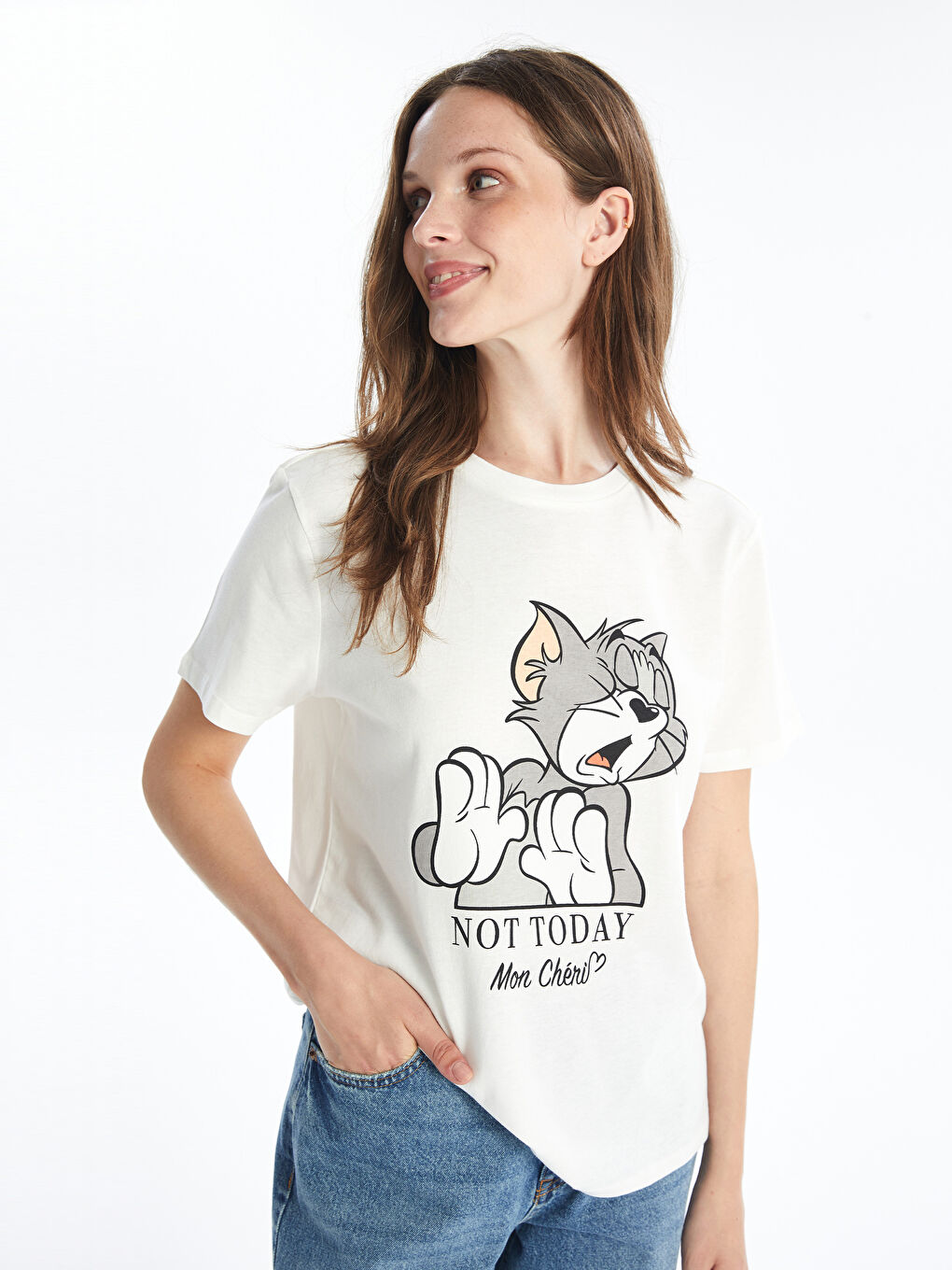 әйелдерге арналған том мен джерри бейнеленген дөңгелек жағалы футболка-2