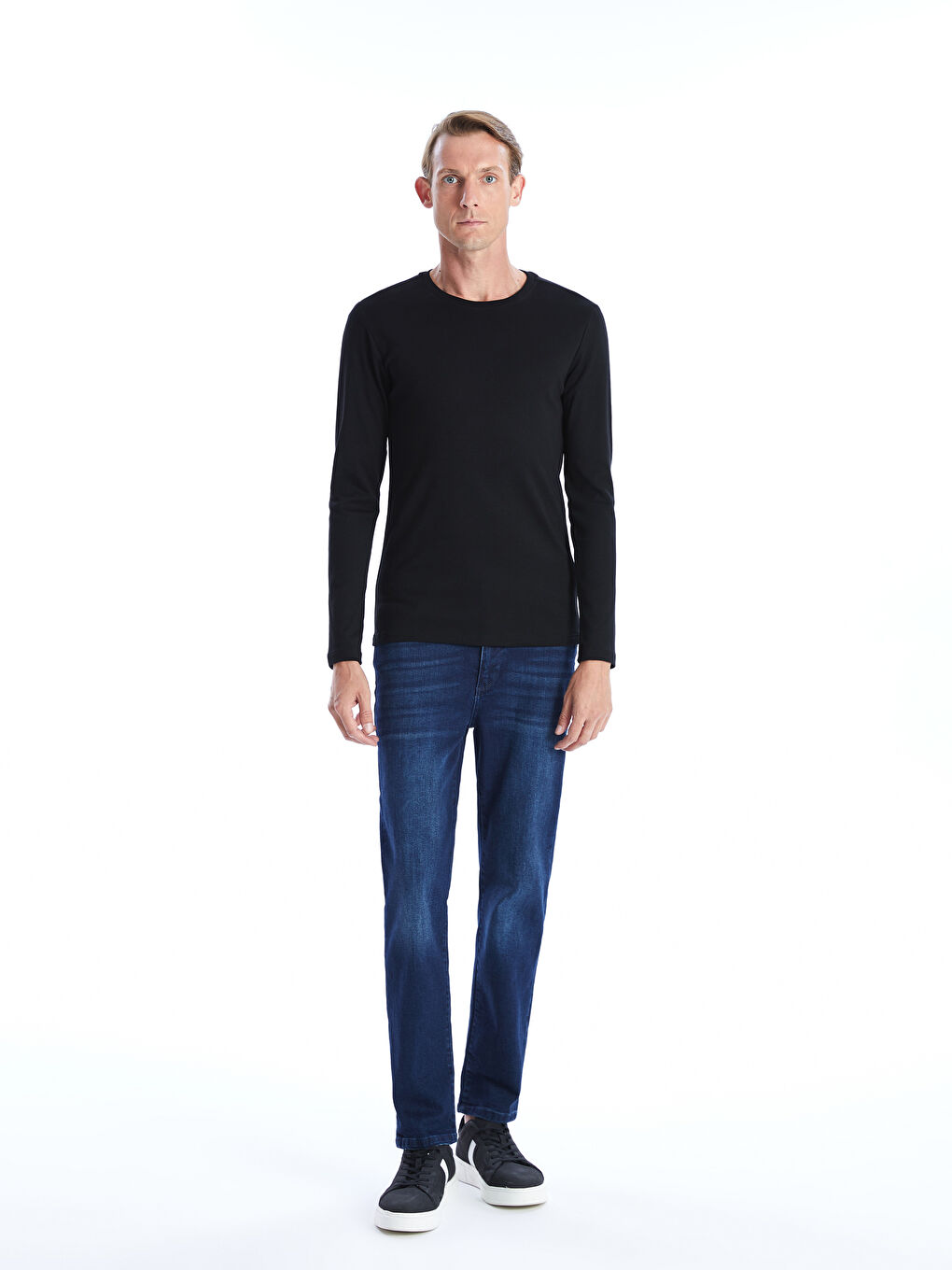 تيشيرت رجالي بأكمام طويلة ورقبة دائرية-1