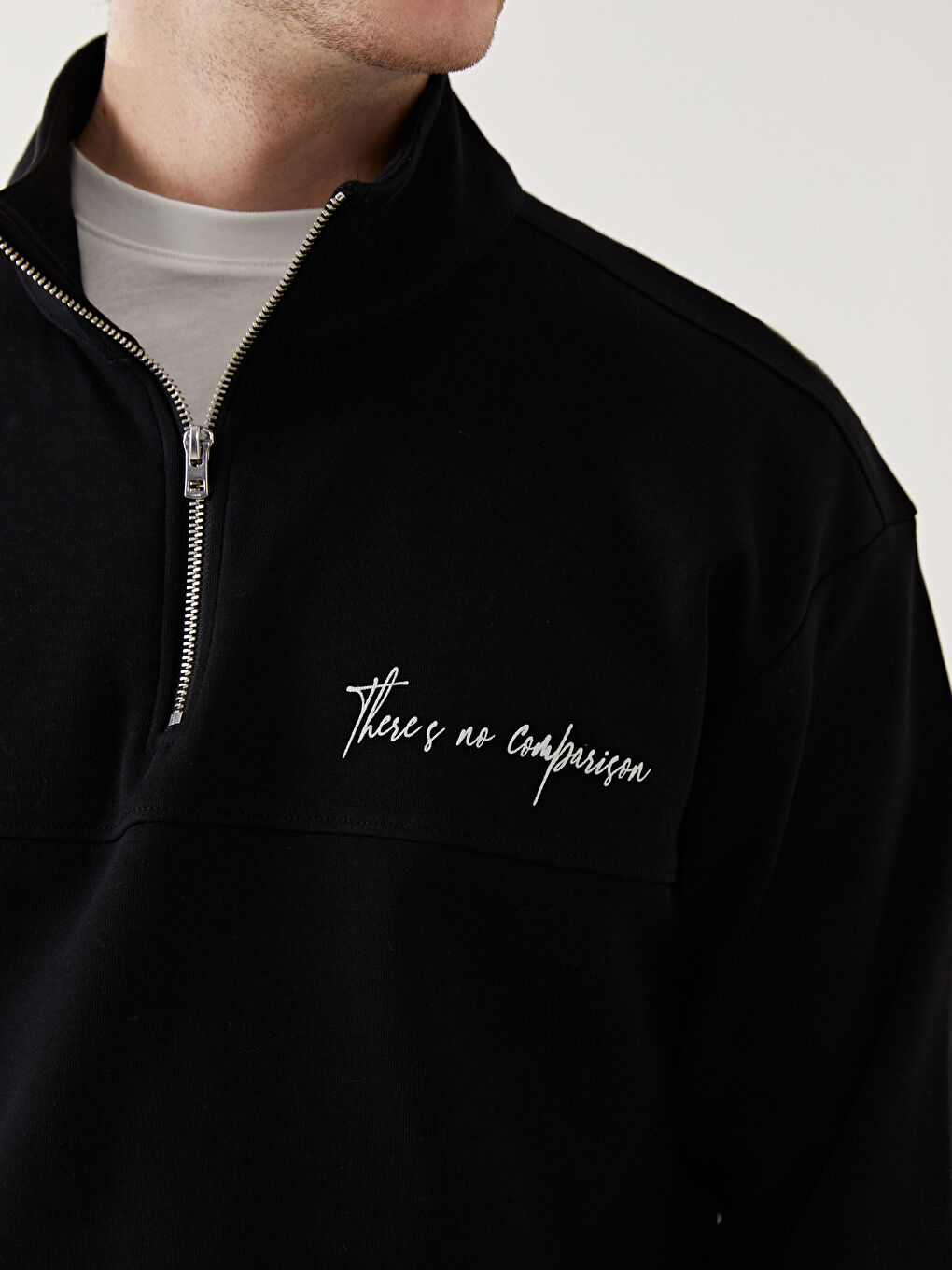 Funnel Neck Long Sleeve Printed Men's Sweatshirt-2